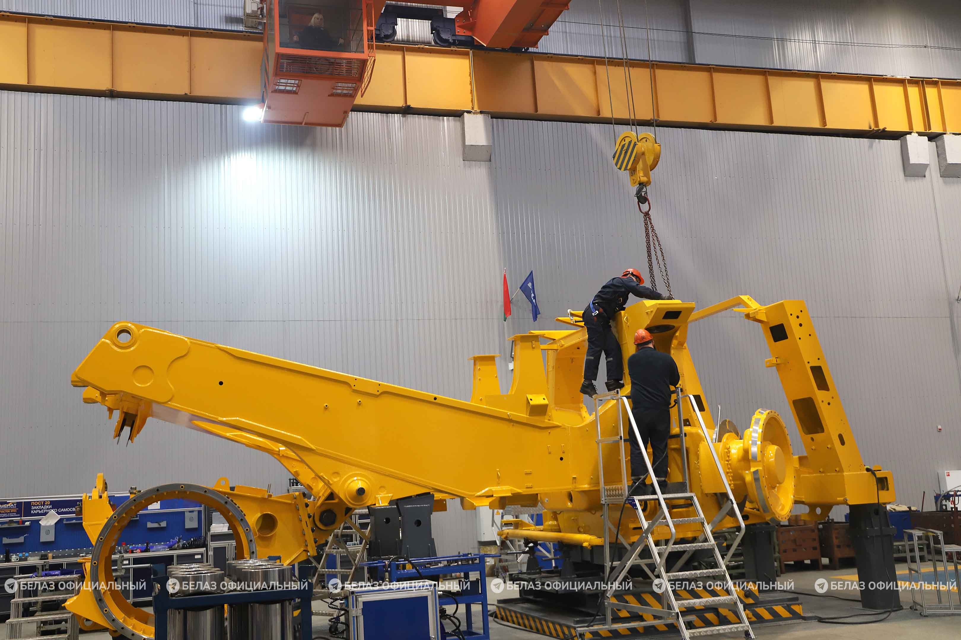 Обновленный цех сборки испытаний автомобилей и тягачей БЕЛАЗ