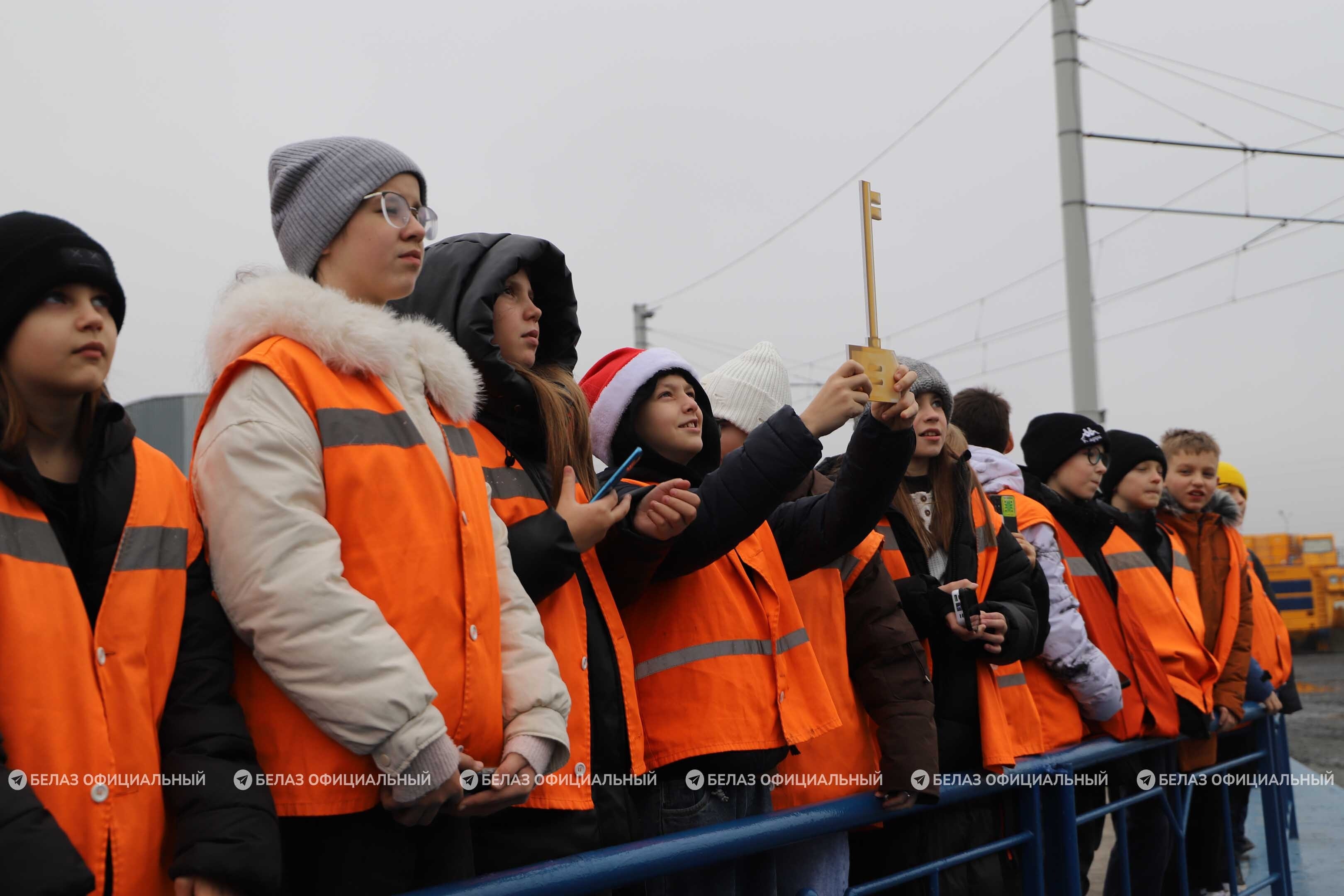 Новогодняя программа БЕЛАЗ в поисках волшебного ключа